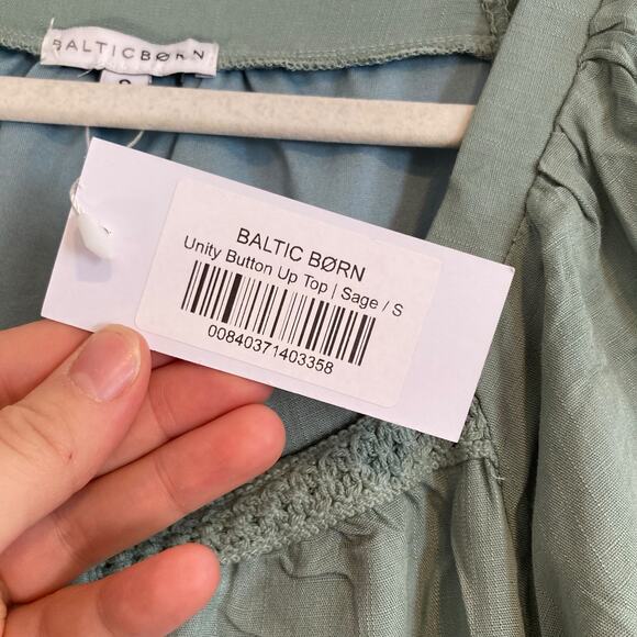 NWT Baltic Born Unity Button Down Sage Green Rayon Flowing Boho Top Size Small - Picture 12 of 16